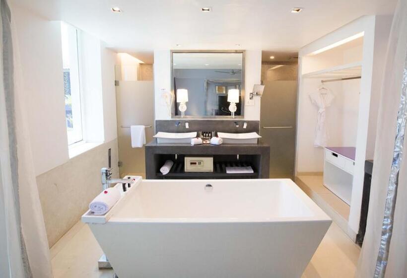 オーシャンビューデラックススイート, The Park Calangute Goa