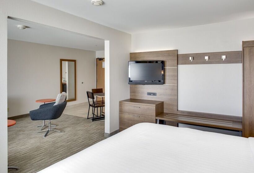 Номер Стандарт, Holiday Inn Express Hotel & Suites Chickasha, An Ihg