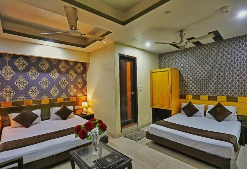 Familjerum, Staybook Hotel Aira