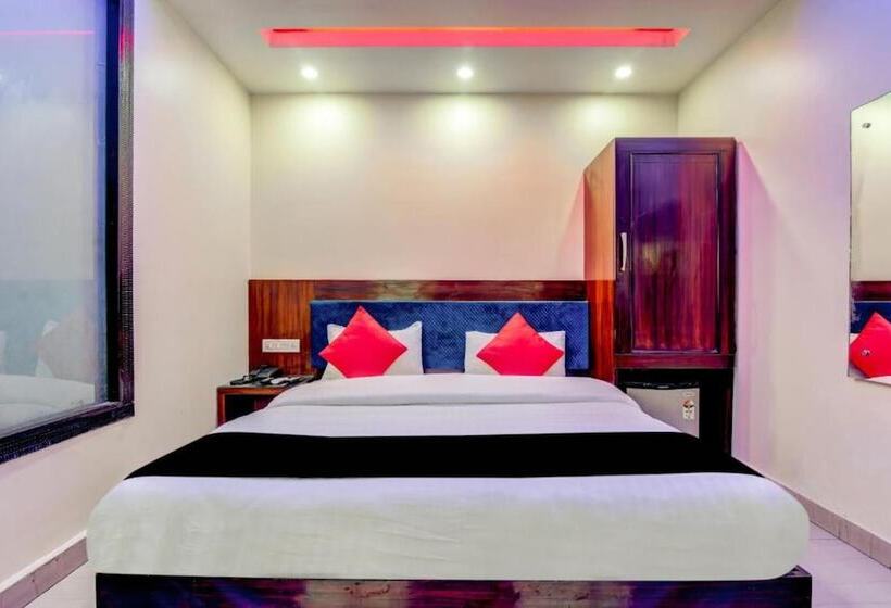 Deluxe Rum, Staybook Hotel Aira