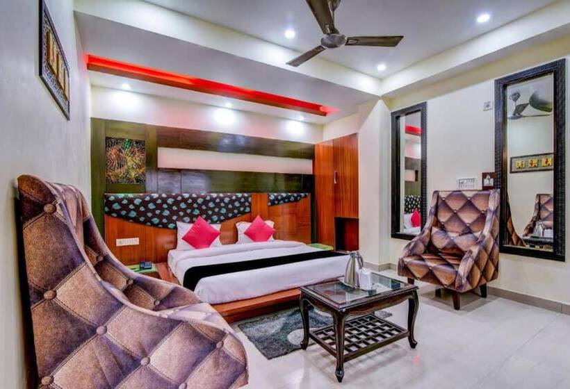 Deluxe Rum, Staybook Hotel Aira