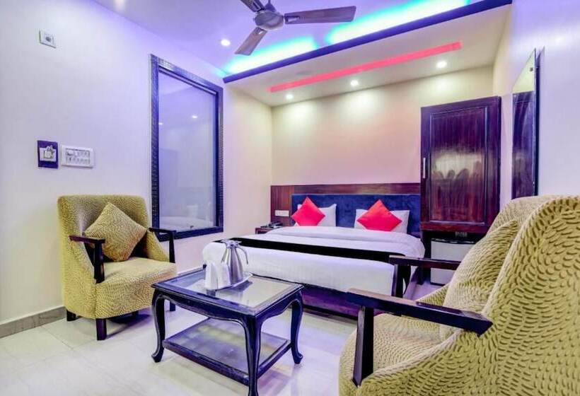 Deluxe Rum, Staybook Hotel Aira