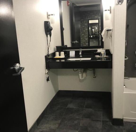 身障者適用スイートルーム, Comfort Suites Williamsburg Historic Area