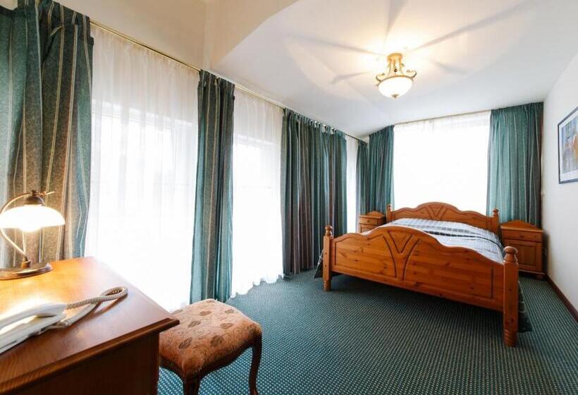 سوییت, Daina Jurmala Beach