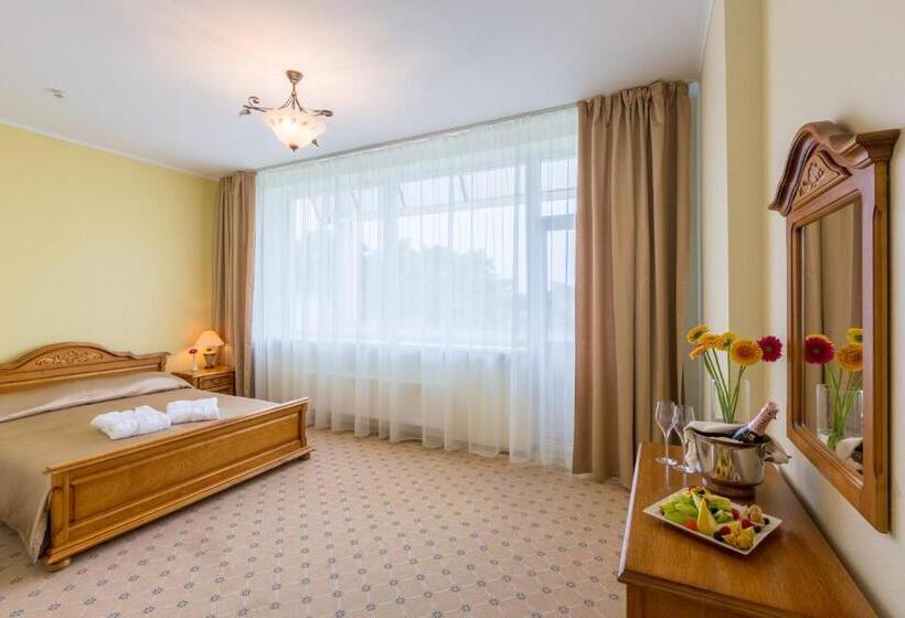 اتاق لوکس, Daina Jurmala Beach