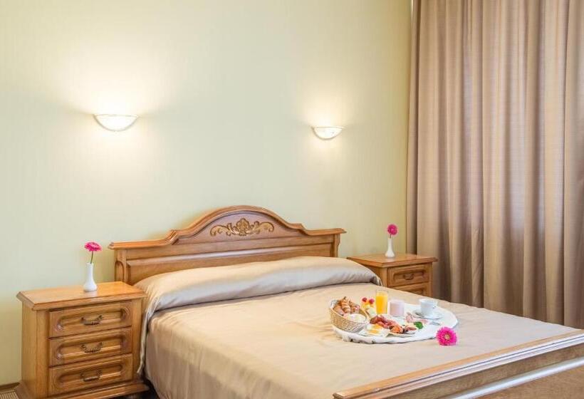 اتاق لوکس, Daina Jurmala Beach