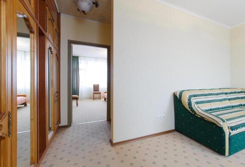 سوییت, Daina Jurmala Beach