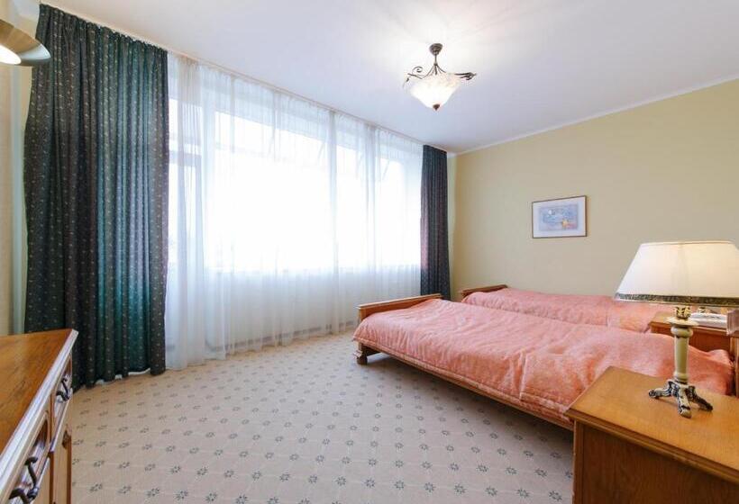 سوییت, Daina Jurmala Beach