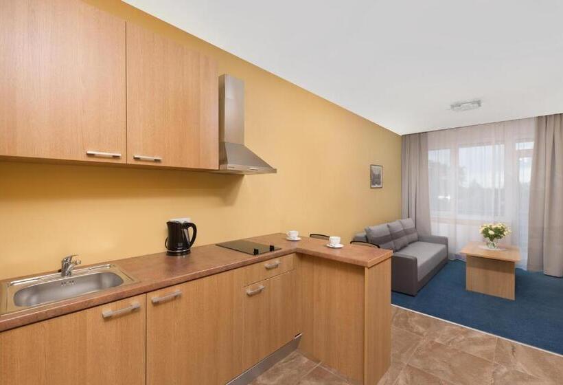 اتاق خانوادگی, Daina Jurmala Beach