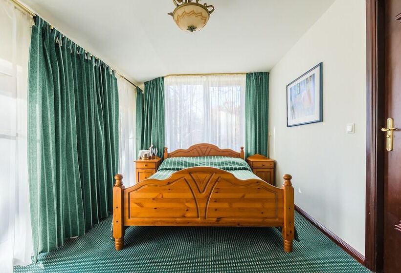 اتاق خانوادگی, Daina Jurmala Beach