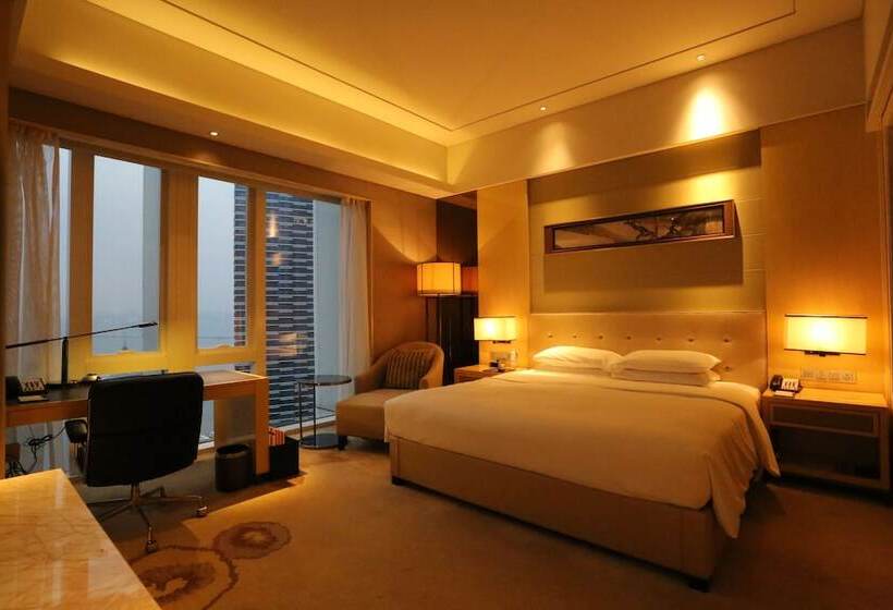 חדר אקזקיוטיב, Hilton Dalian