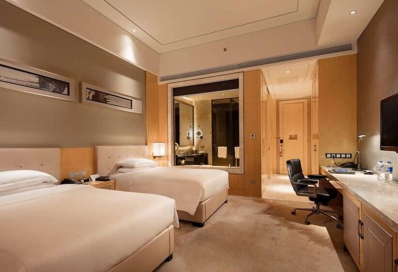 חדר אקזקיוטיב, Hilton Dalian