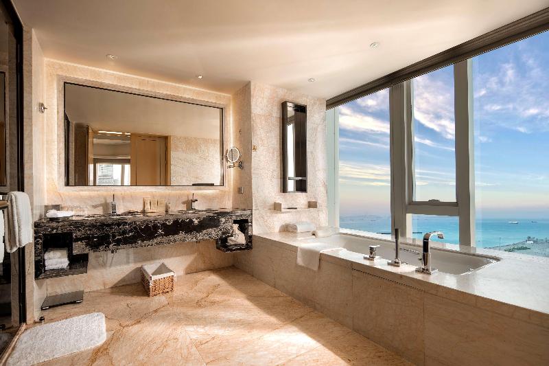 Люкс Executive Кровать Кинг, Hilton Dalian