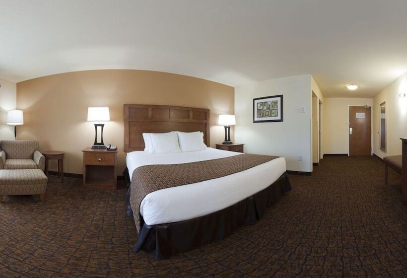 Номер Стандарт, Holiday Inn Express Hotel & Suites Mount Airy, An Ihg