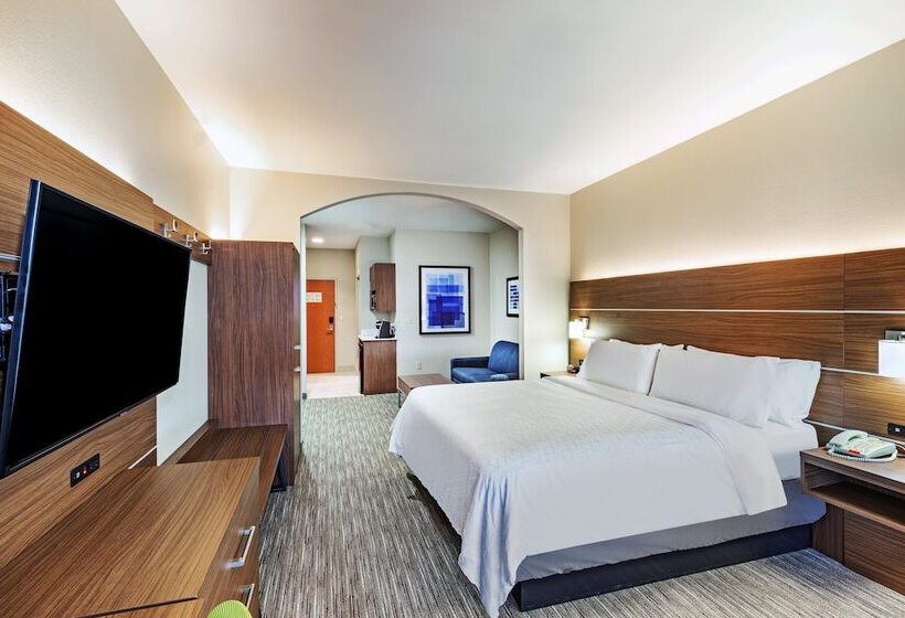 Люкс, Holiday Inn Express And Suites Pryor, An Ihg