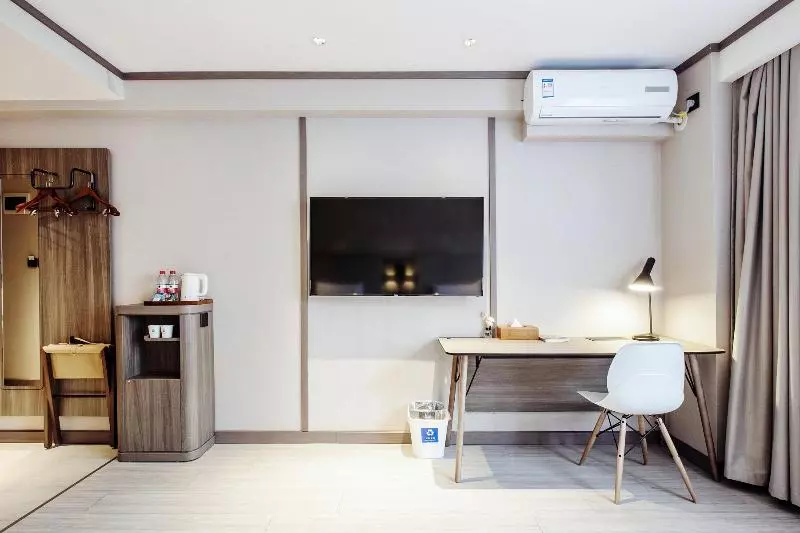 キングサイズベッドのスタンダードルーム, Holiday Inn Express Hotel & Suites Vermillion By Ihg