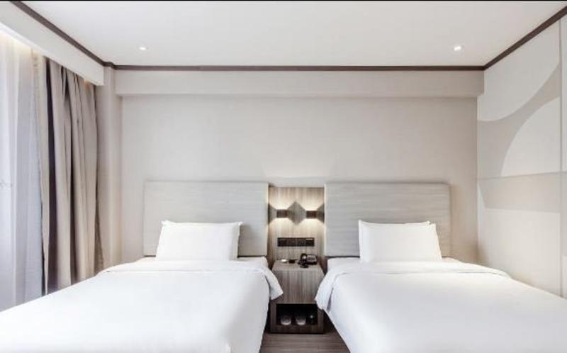 חדר סטנדרט עם מיטת קינג, Holiday Inn Express Hotel & Suites Vermillion By Ihg