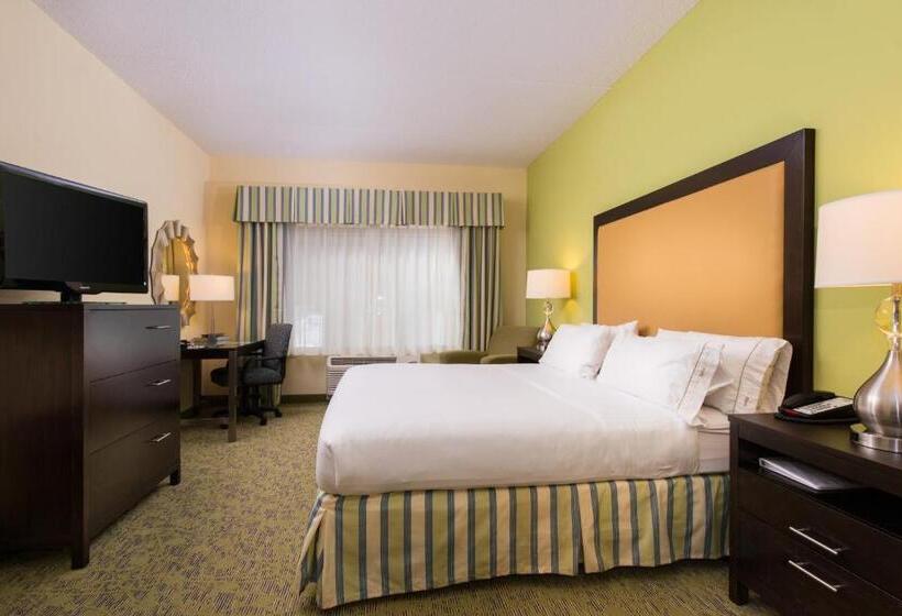 Люкс Кровать Кинг, Holiday Inn Express And Suites Dickson City, An Ihg