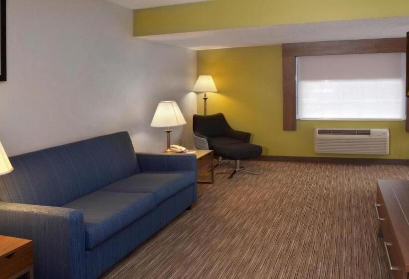 Номер Executive Кровать Кинг, Holiday Inn Express Mount Pleasant  Scottdale, An Ihg