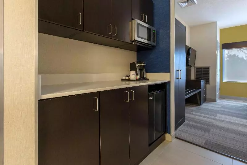 身障者適用スタンダードルーム, Holiday Inn Express Mount Pleasant Scottdale, An Ihg