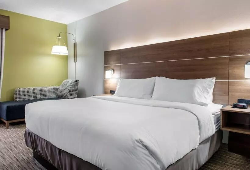 身障者適用スイートルーム, Holiday Inn Express & Suites Harrison, An Ihg