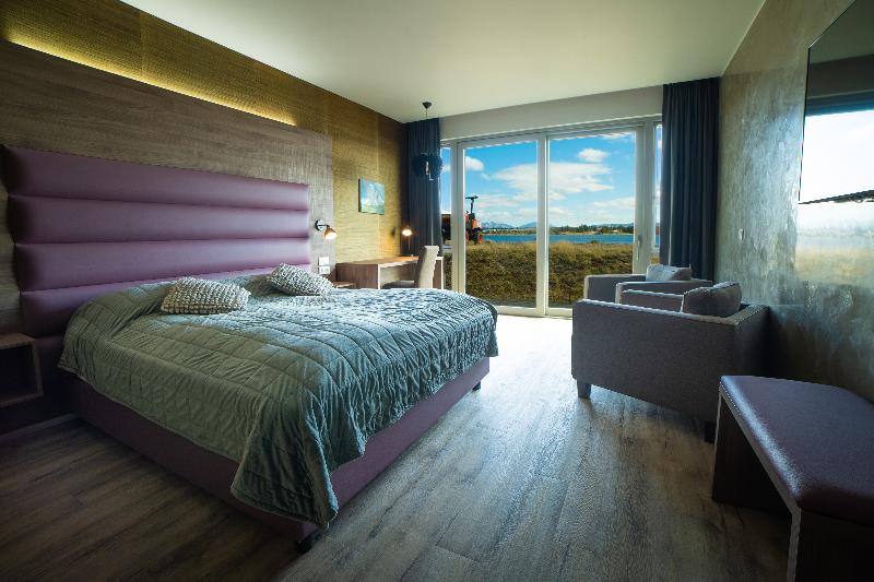 اتاق سوپریور, Kriunes