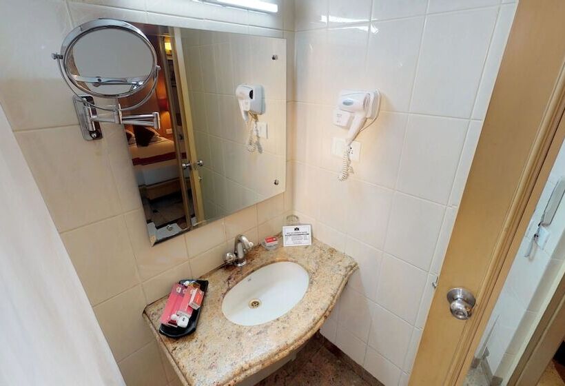 Chambre Supérieure, Pai Viceroy