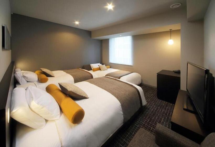 3-Bett-Standardzimmer, Sendai Washington