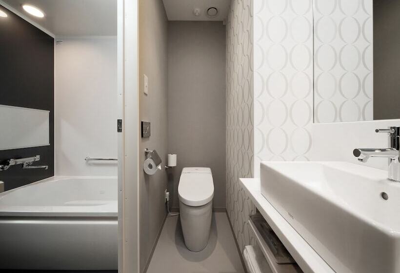 3-Bett-Standardzimmer, Sendai Washington