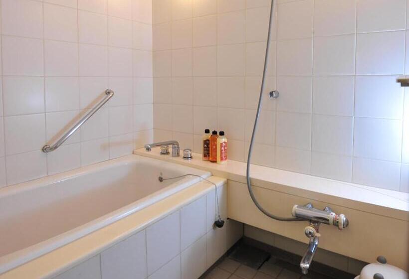 Номер Superior, Shiragiku