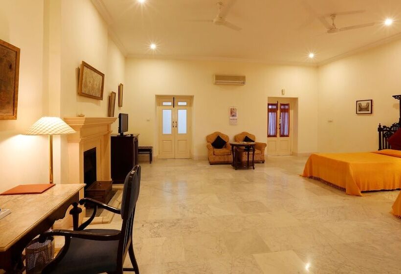 スイート, The Lallgarh Palace A Heritage