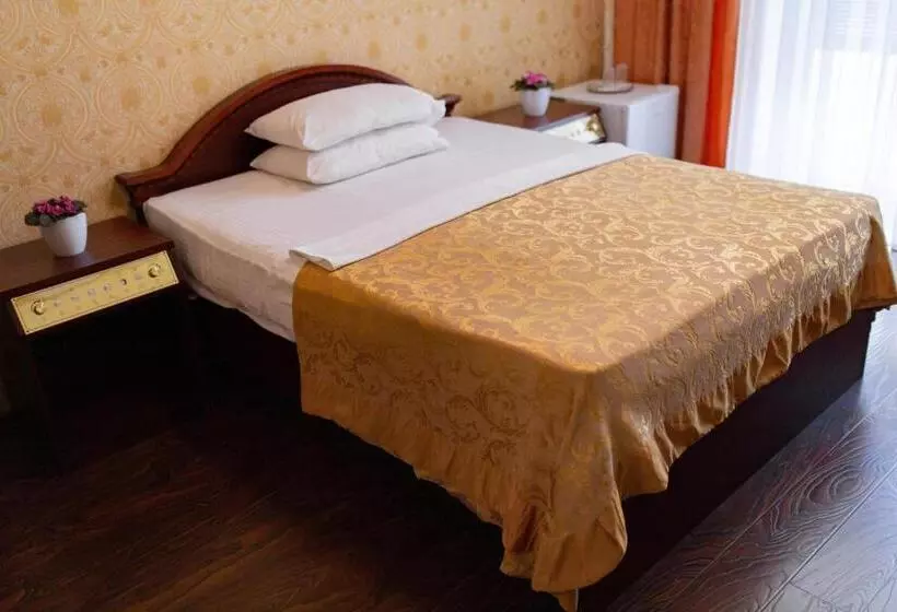 اتاق استاندارد با بالکن, Vila Muntenia