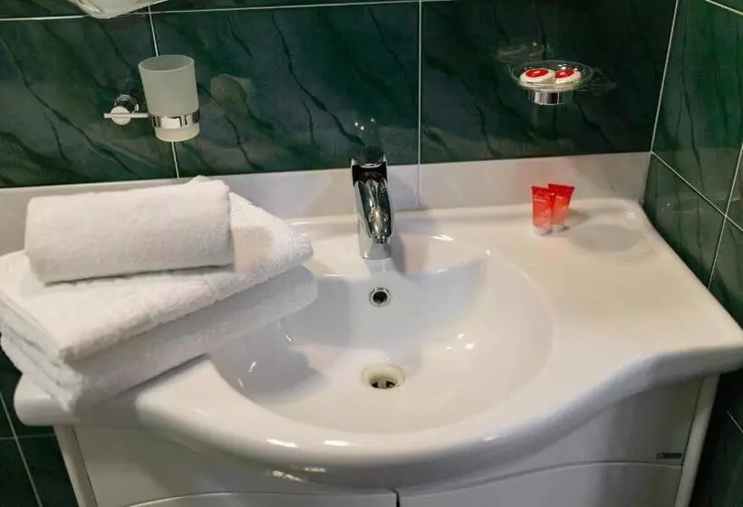 اتاق لوکس, Vila Muntenia