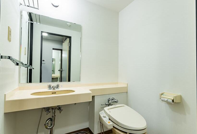 غرفة قياسية رباعية, Apa Hotel & Resort Sapporo