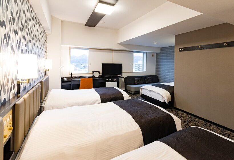 غرفة قياسية رباعية, Apa Hotel & Resort Sapporo