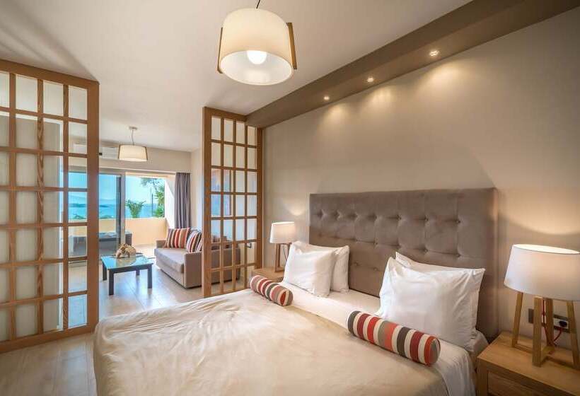 سوییت جونیور, Balcony Boutique