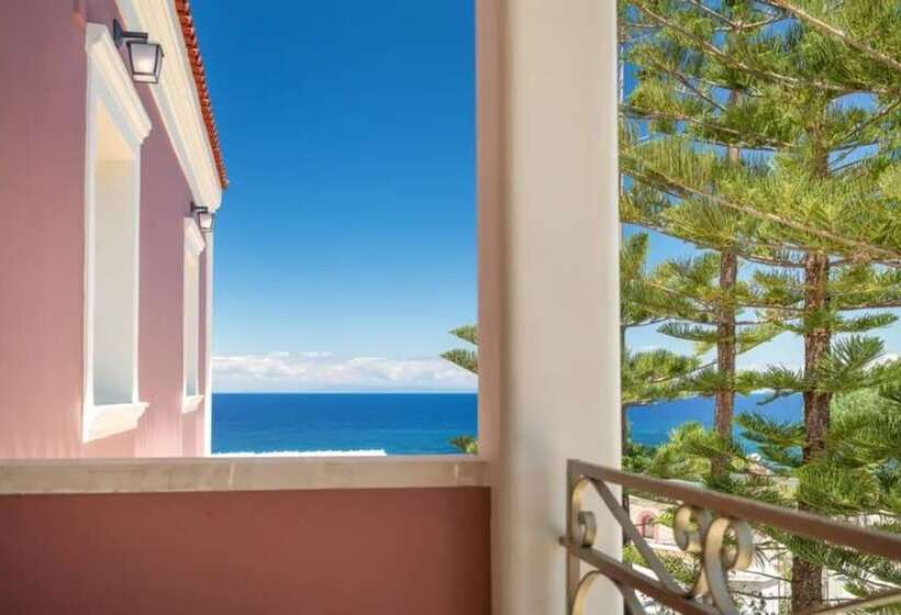 اتاق استاندارد با چشم‌انداز کوهستان, Balcony Boutique