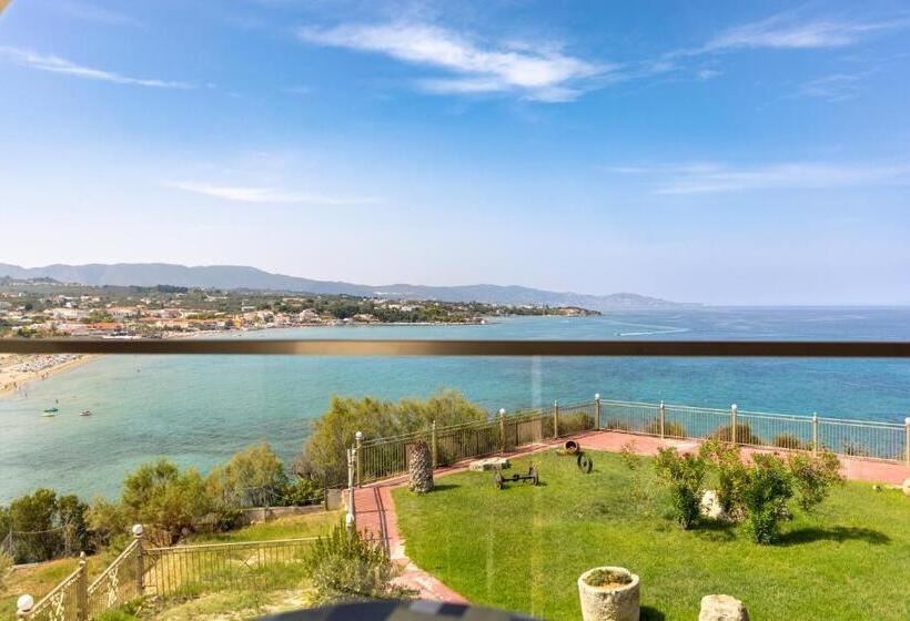 اتاق سوپریور با چشم‌انداز دریا, Balcony Boutique