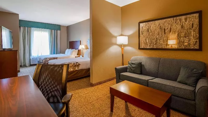 クイーンサイズベッドのスイートルーム, Best Western Dothan Inn & Suites