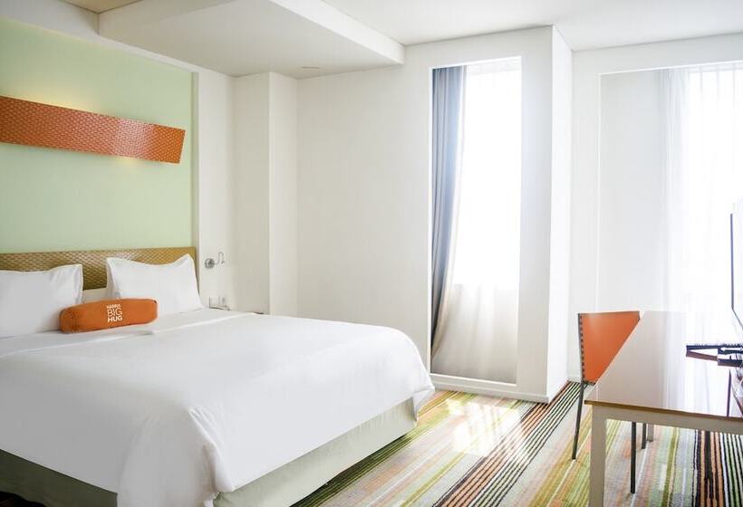 Standard Room, Harris Suites Fx Sudirman