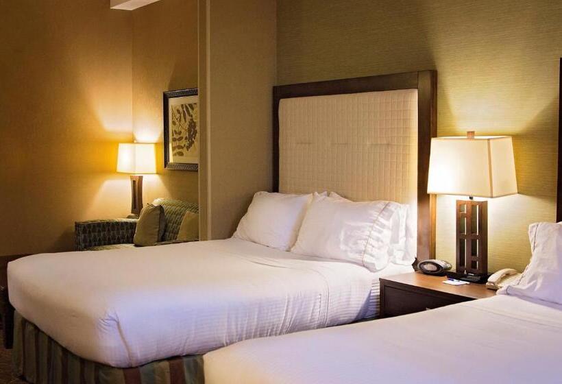 스위트, Holiday Inn Express & Suites Logan, An Ihg