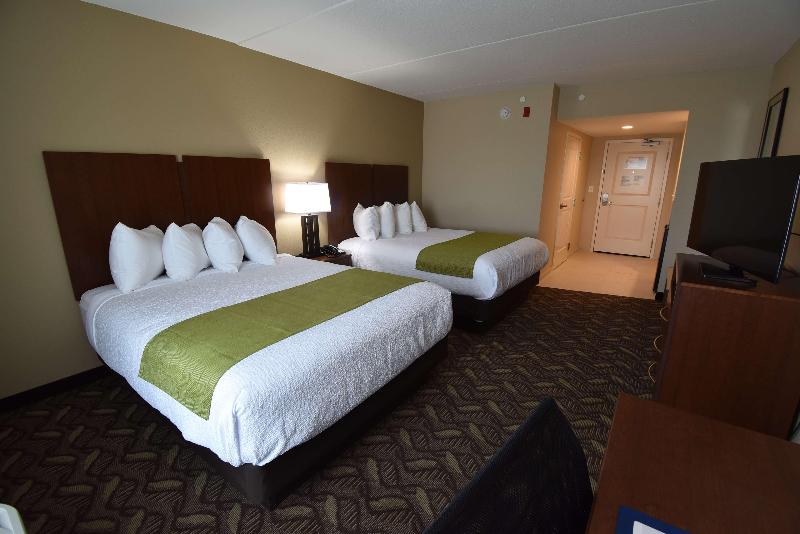 Номер Стандарт, Holiday Inn Express & Suites Logan, An Ihg