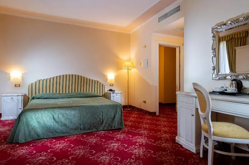 身障者適用スタンダードルーム, Holiday Inn Express Hotel & Suites Plainview, An Ihg
