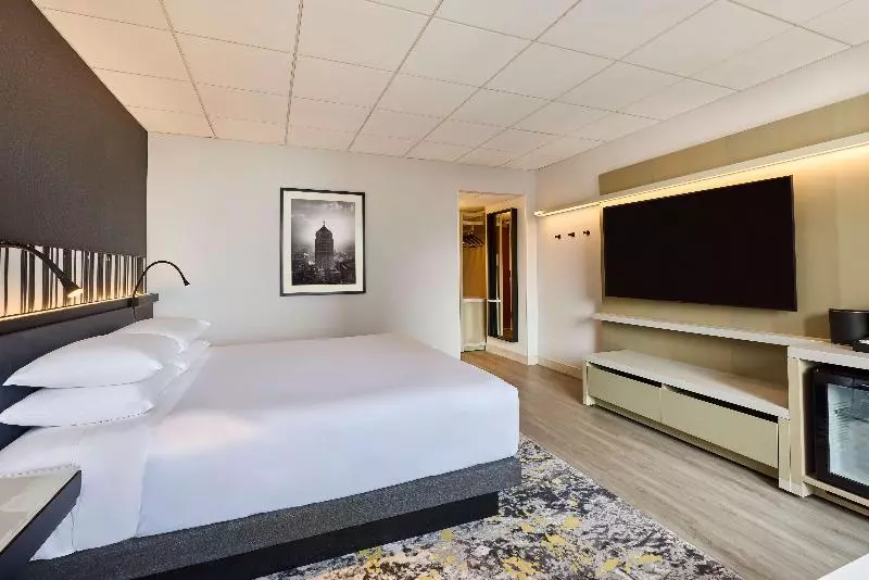 スイート, Holiday Inn Express Houston Space Center Clear Lake, An Ihg