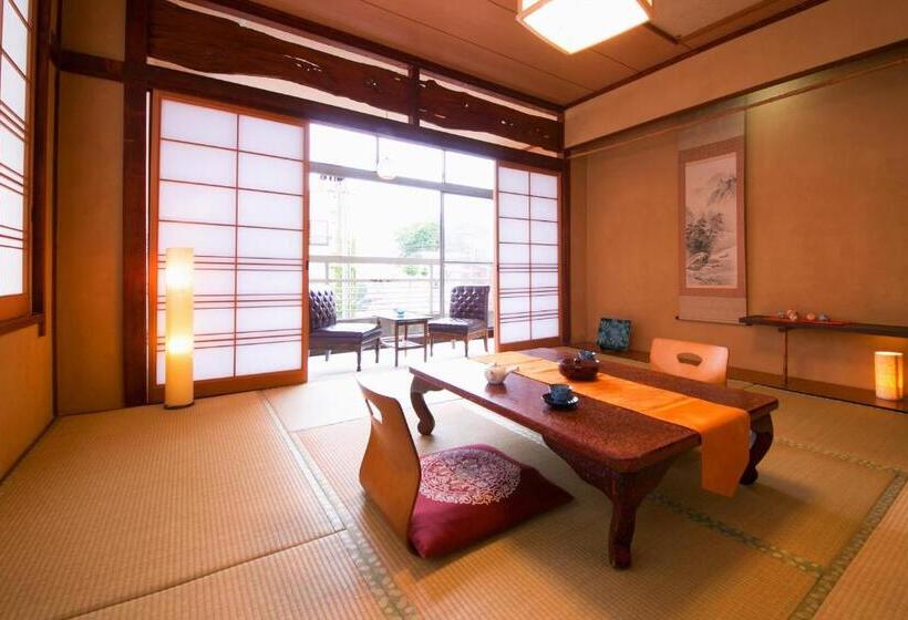 חדר סטנדרט, Koraku