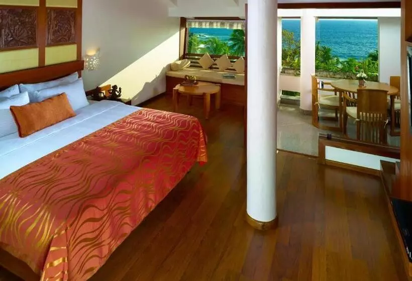 Duplex-huone, Gokulam Grand Turtle On The Beach