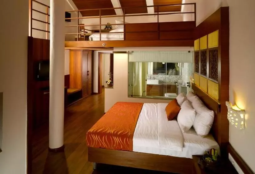 Duplex-huone, Gokulam Grand Turtle On The Beach