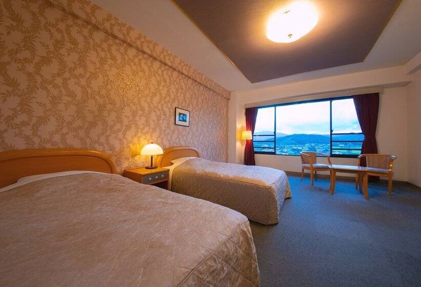 デラックスルーム, Yufuin Sansuikan