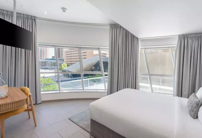 سوییت خانوادگی, Citadines Metro Central Dubai
