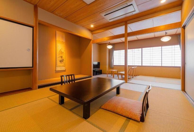 חדר משפתחתי סופריור, Hoho A Hotel Overlooking The Echigo Plain And The Yahiko Mountain Range Formerly Hotel Oohashi Yakat